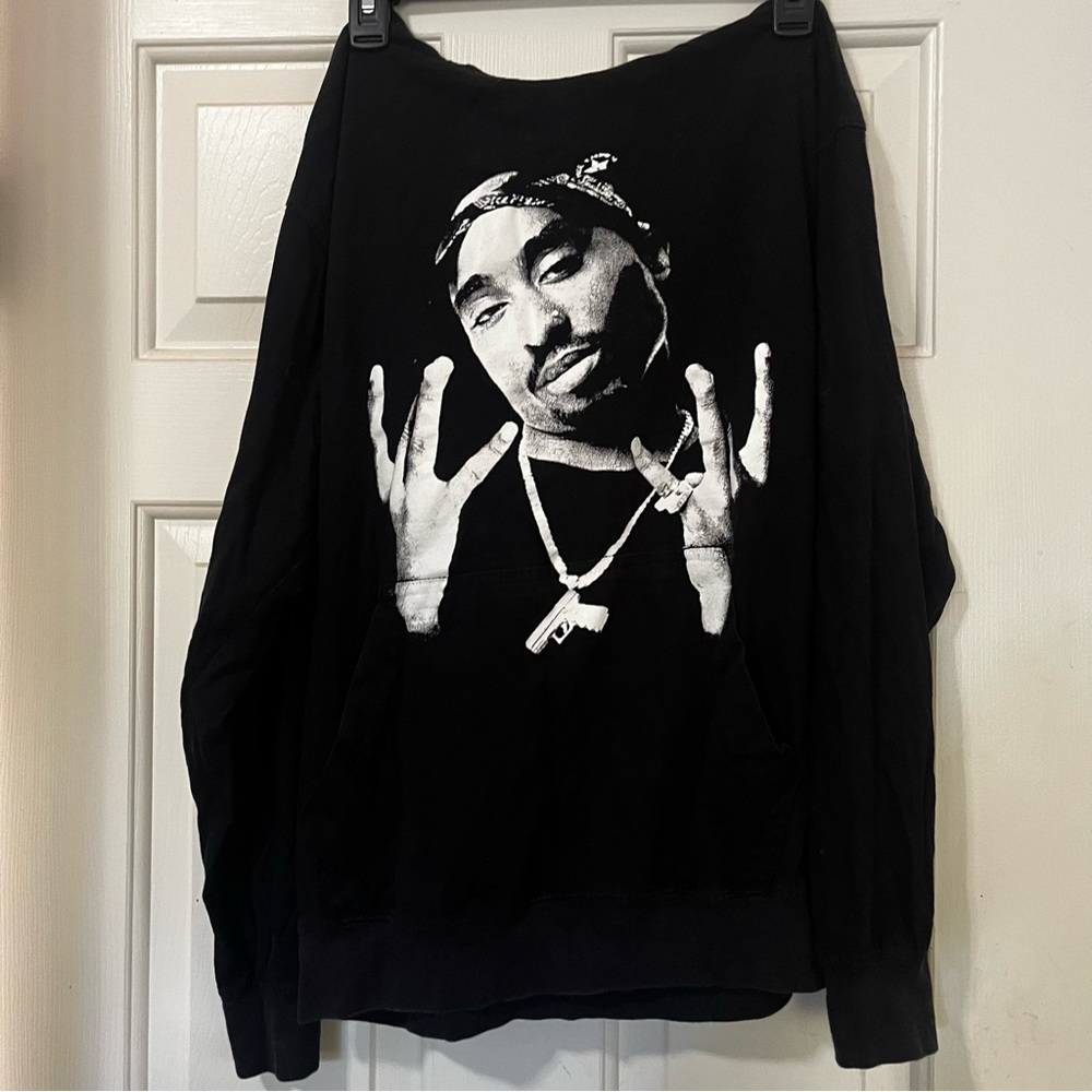 Tupac hoodie